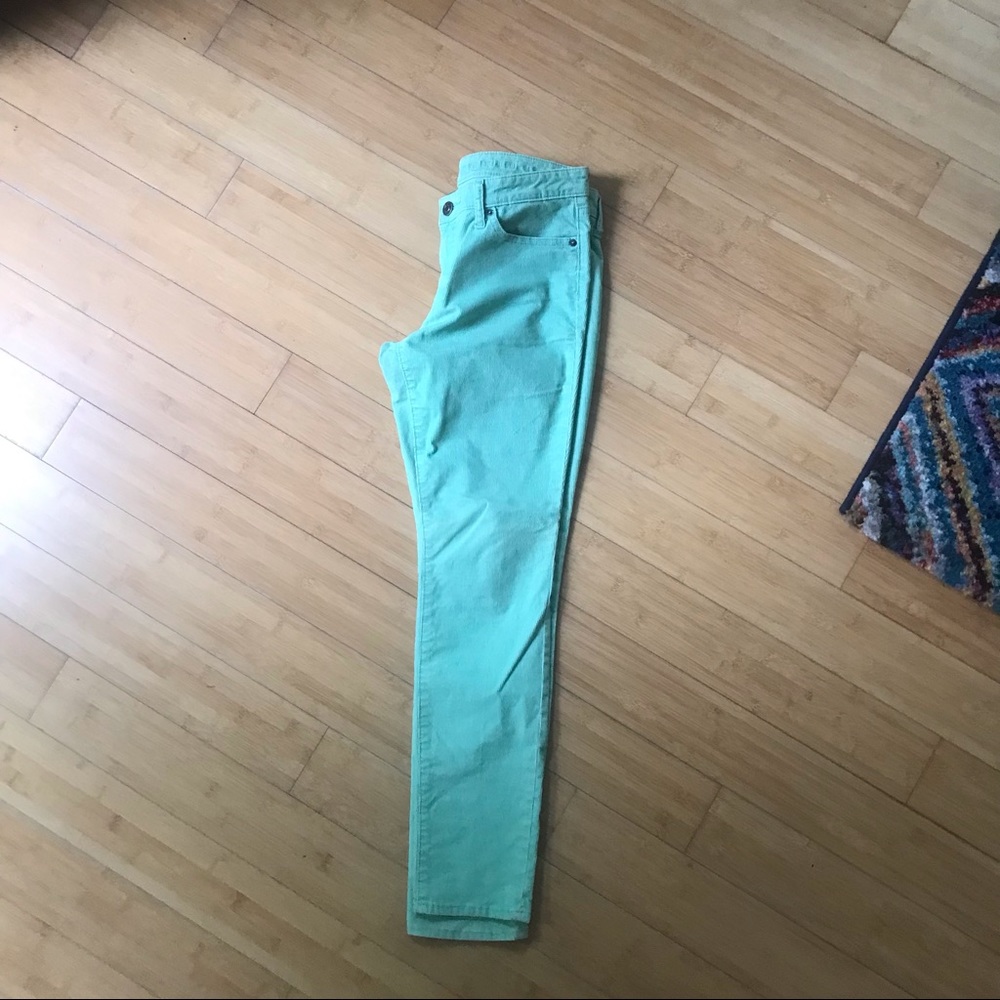 GAP Pinwale Corduroy Jeans, Mint-Spring Green, Size 6/28R